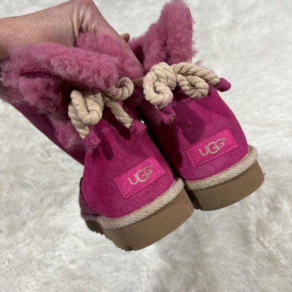 UGG SELENE FURIOUS FUCHSIA BOOTS Woman’s Size 7 - Picture 5 of 10